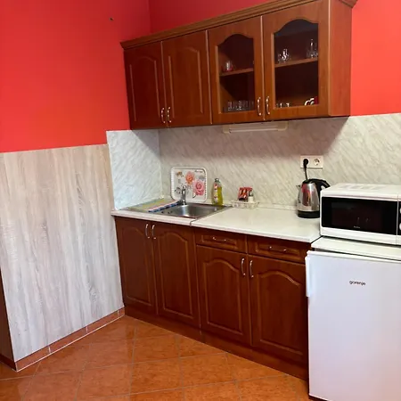 Horvath Vendeghaz * Hegyeshalom