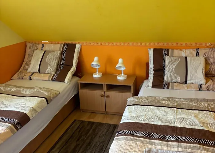 Horvath Vendeghaz Apartment