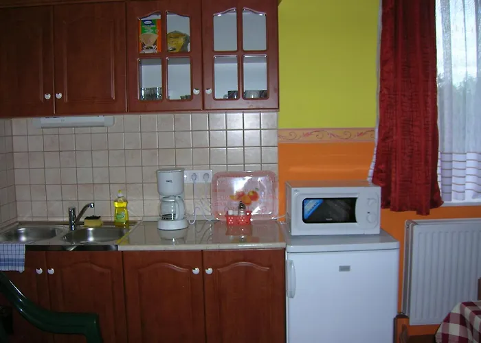 Horvath Vendeghaz Apartment *